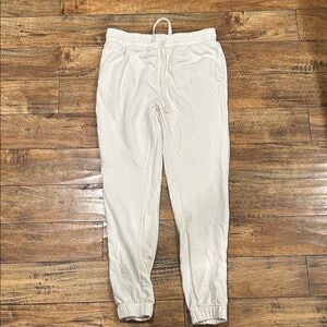 No Boundaries Off-White Jogger Pants